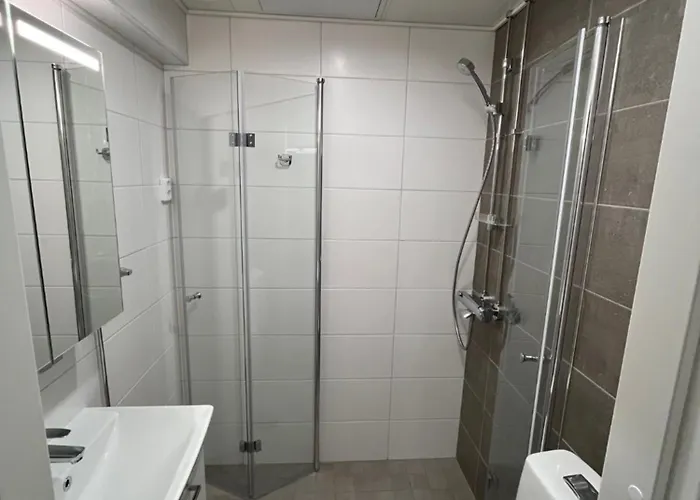 アパート Yksioe Kiertokatu